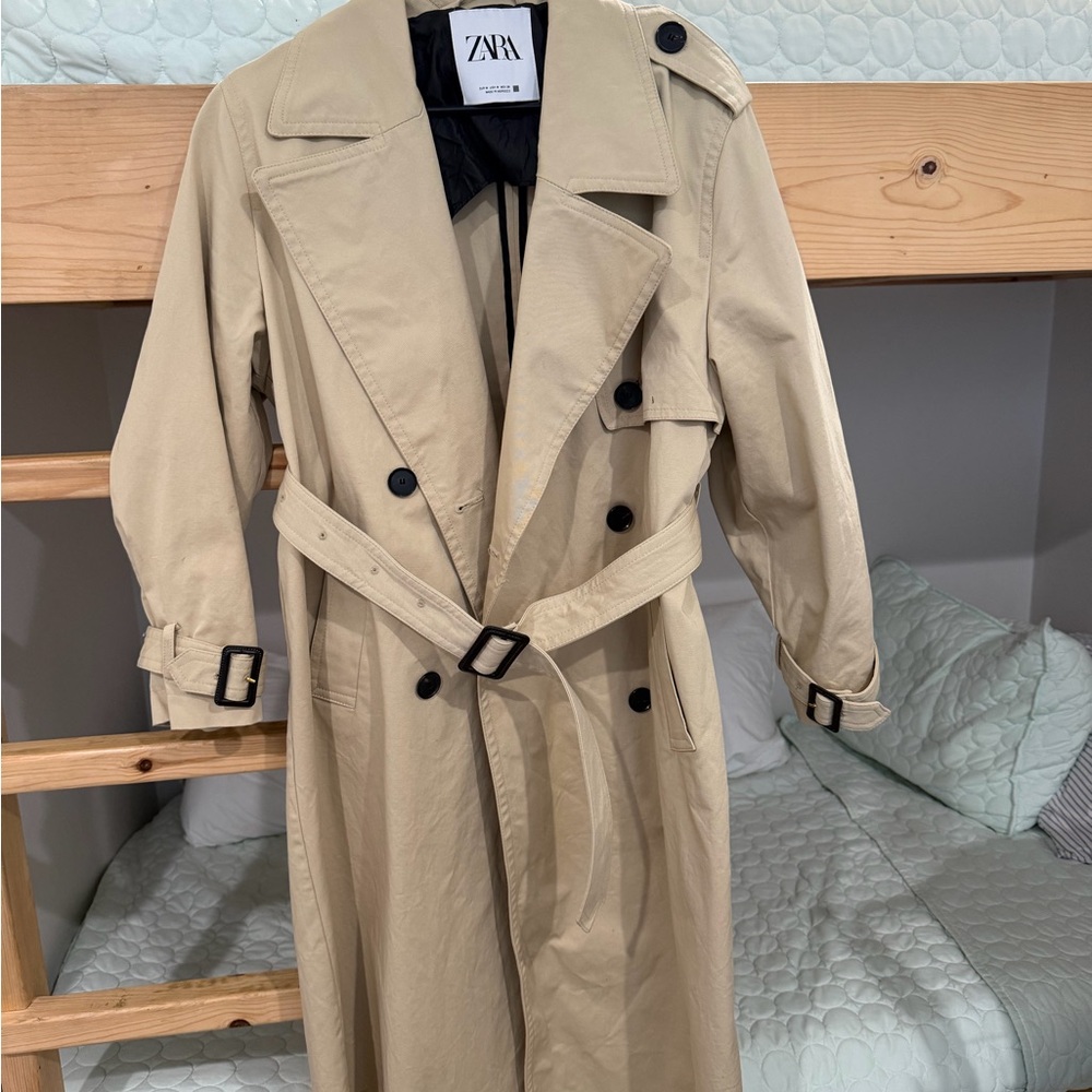 Zara women's Beige Double-Breasted Trench Coat